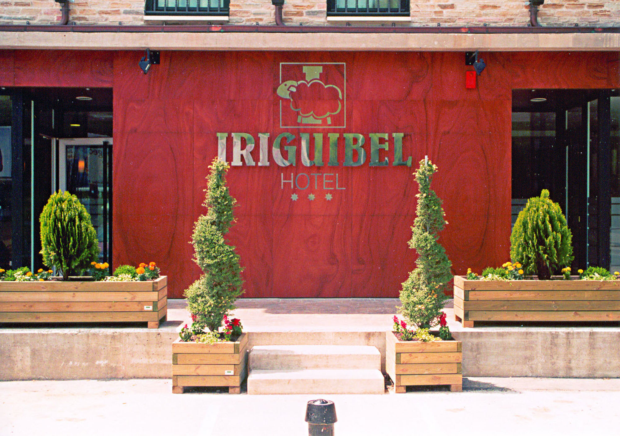Hotel Iriguibel Huarte Pamplona Екстер'єр фото